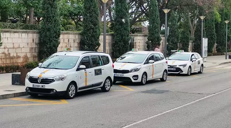 Taxis in einer Reihe